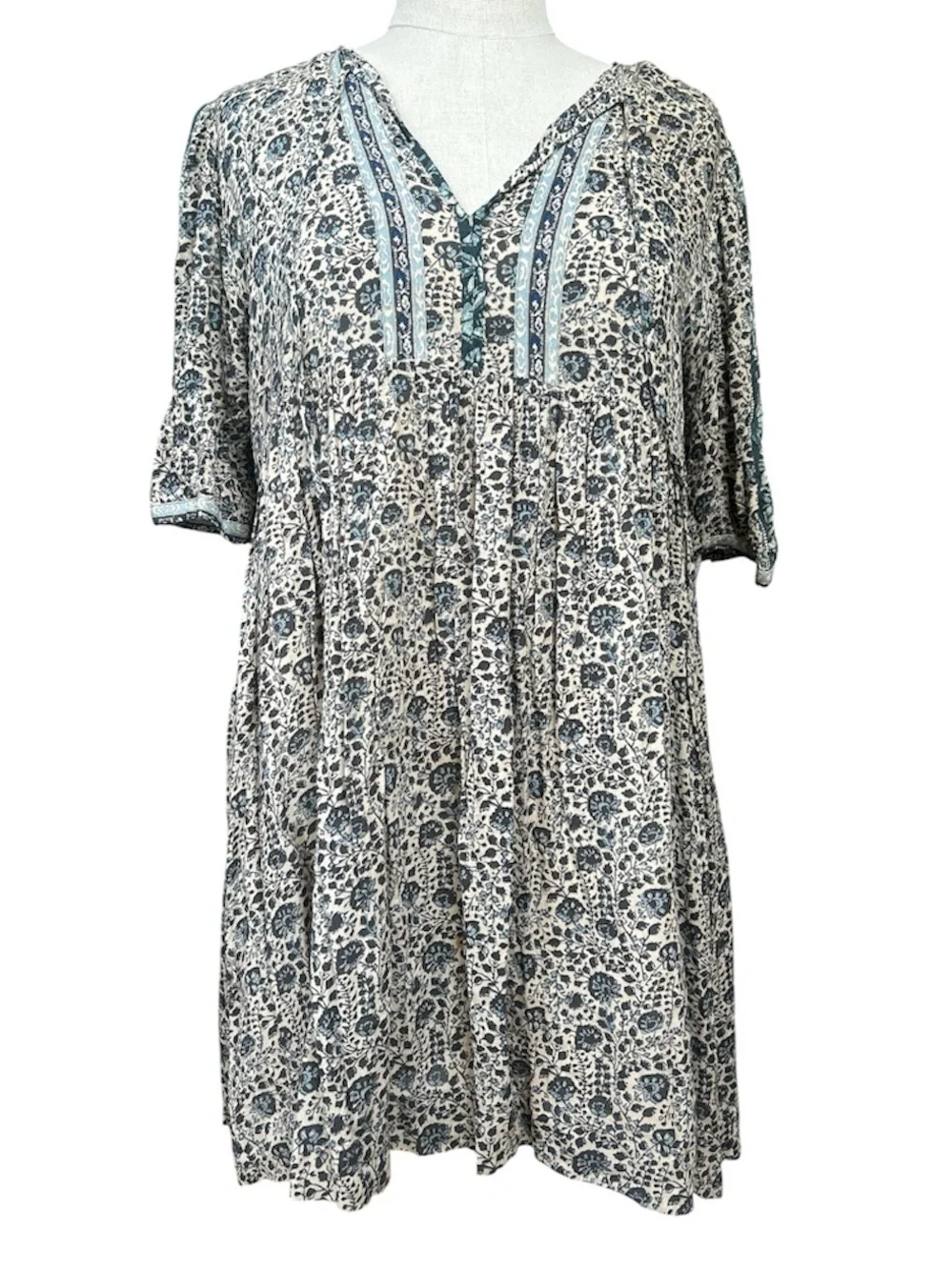 Ba&sh Travis Mini Dress in Vertdeau Boho Floral Print Size Small Gently Used